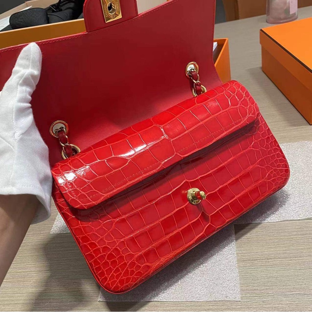 Chanel medium double flap shiny alligator bag - Picture 10 of 14